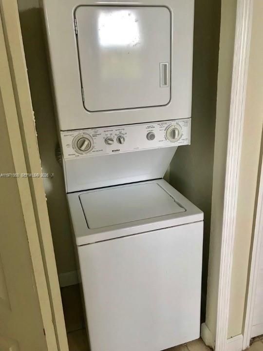 На продажу: $260,000 (3 спален, 2 ванн, 1182 Квадратных фут)