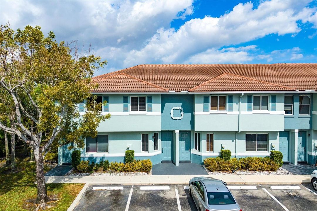 1992 Alamanda Way