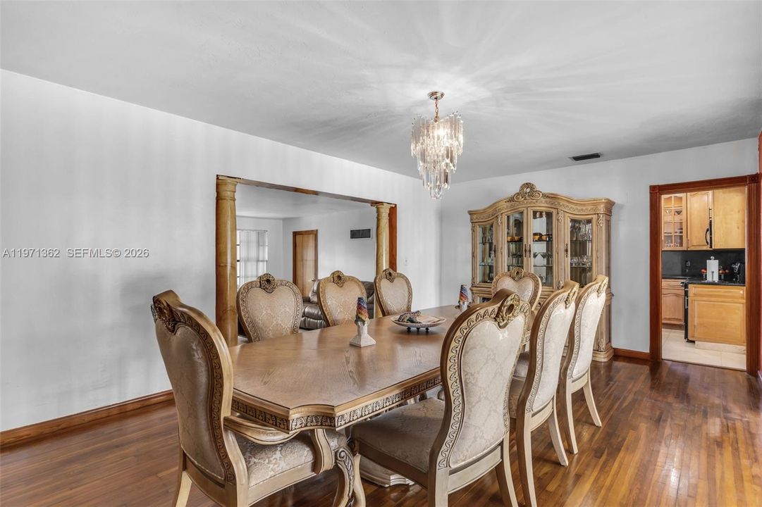 На продажу: $750,000 (3 спален, 2 ванн, 1767 Квадратных фут)