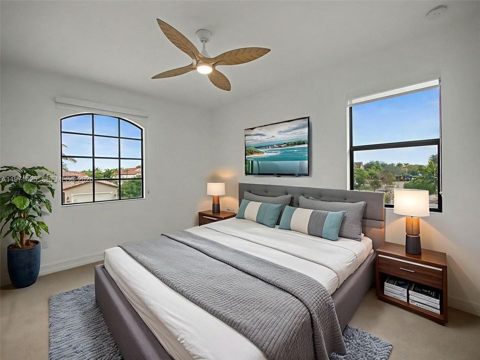 Bedroom 4 (Virtual Stage)