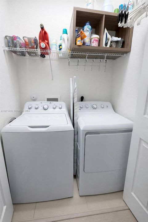 Activo con contrato: $660,000 (3 camas, 2 baños, 1777 Pies cuadrados)