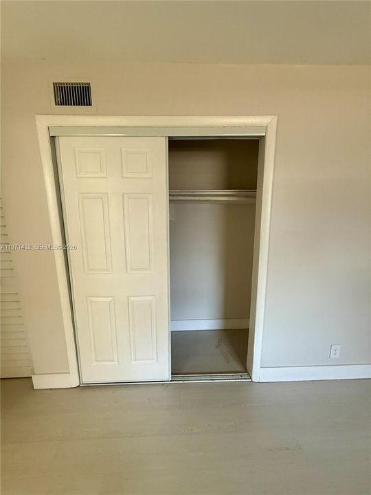 Recently Rented: $2,299 (3 beds, 2 baths, 1150 Square Feet)