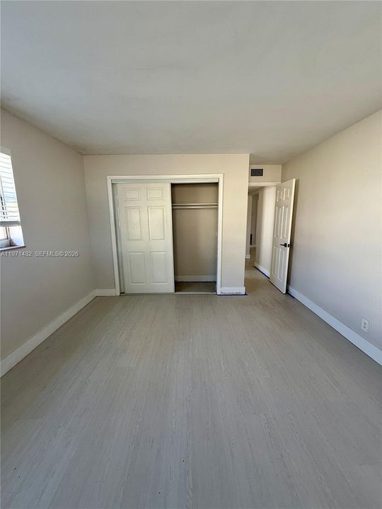 Recently Rented: $2,299 (3 beds, 2 baths, 1150 Square Feet)