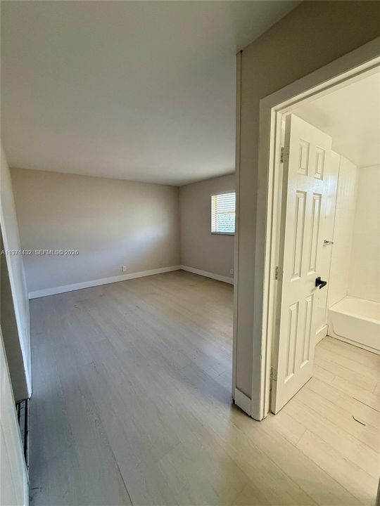 Recently Rented: $2,299 (3 beds, 2 baths, 1150 Square Feet)