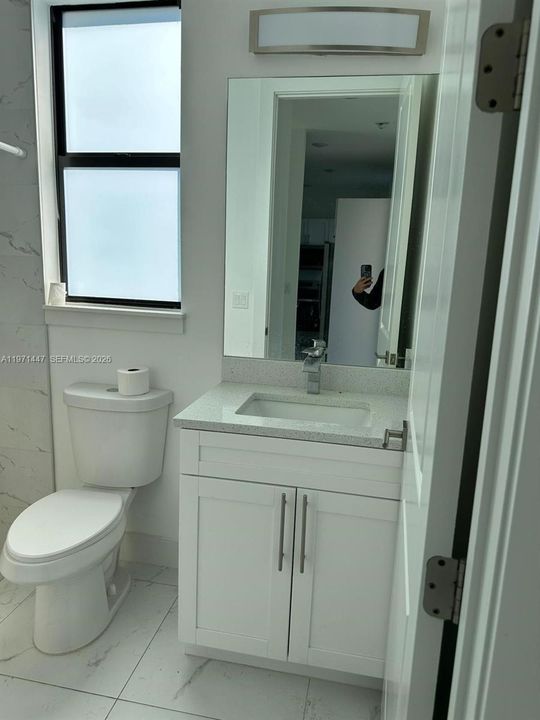 В аренду: $1,700 (3 спален, 2 ванн, 2246 Квадратных фут)