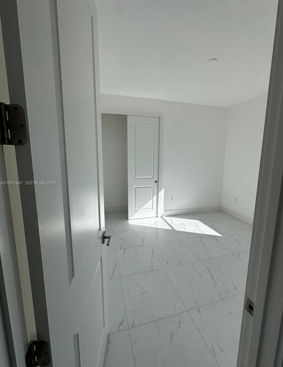В аренду: $1,700 (3 спален, 2 ванн, 2246 Квадратных фут)