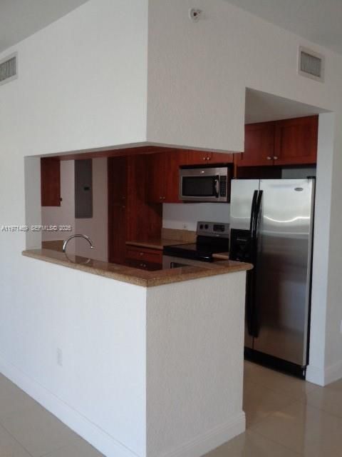 En Venta: $314,900 (1 camas, 2 baños, 982 Pies cuadrados)