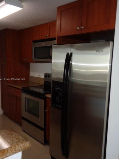 En Venta: $314,900 (1 camas, 2 baños, 982 Pies cuadrados)