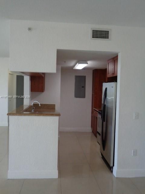 En Venta: $314,900 (1 camas, 2 baños, 982 Pies cuadrados)