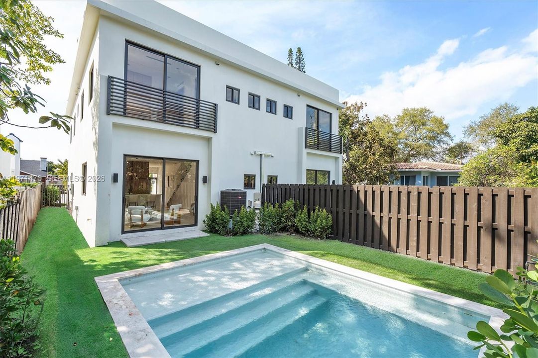 For Sale: $1,489,000 (4 beds, 3 baths, 1928 Square Feet)