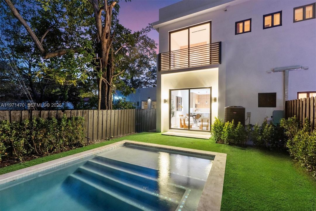 For Sale: $1,489,000 (4 beds, 3 baths, 1928 Square Feet)