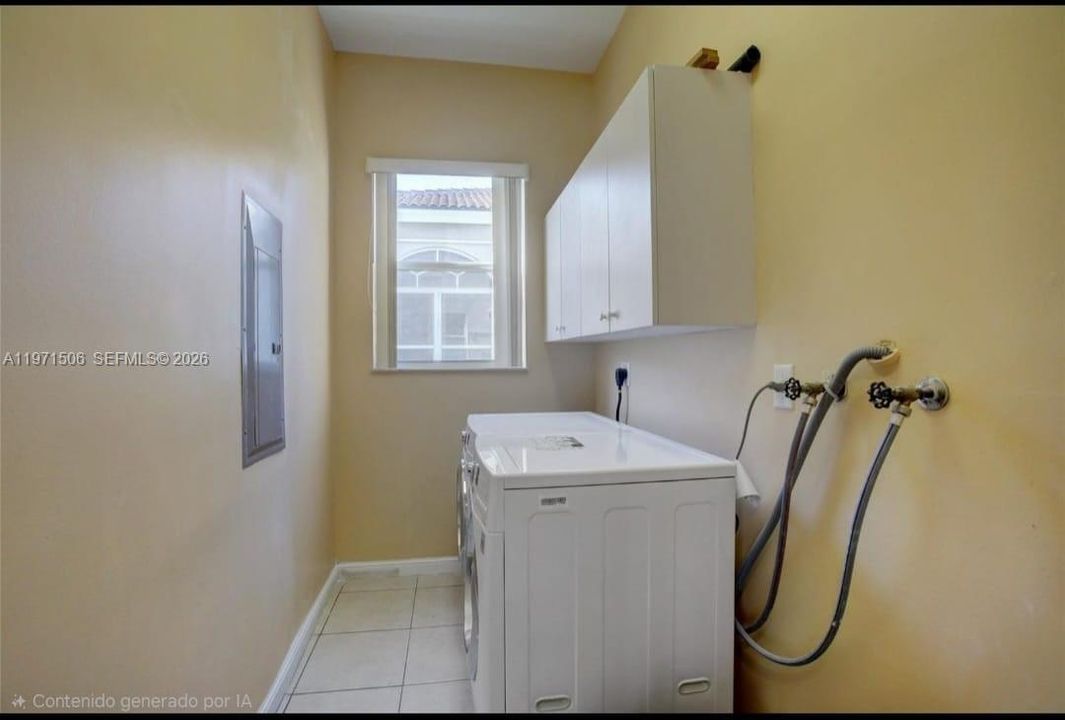 В аренду: $5,550 (5 спален, 3 ванн, 3064 Квадратных фут)