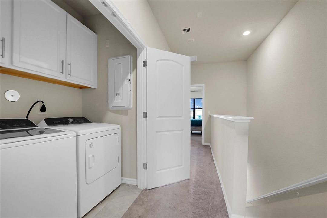 Full Size Washer / Dryer