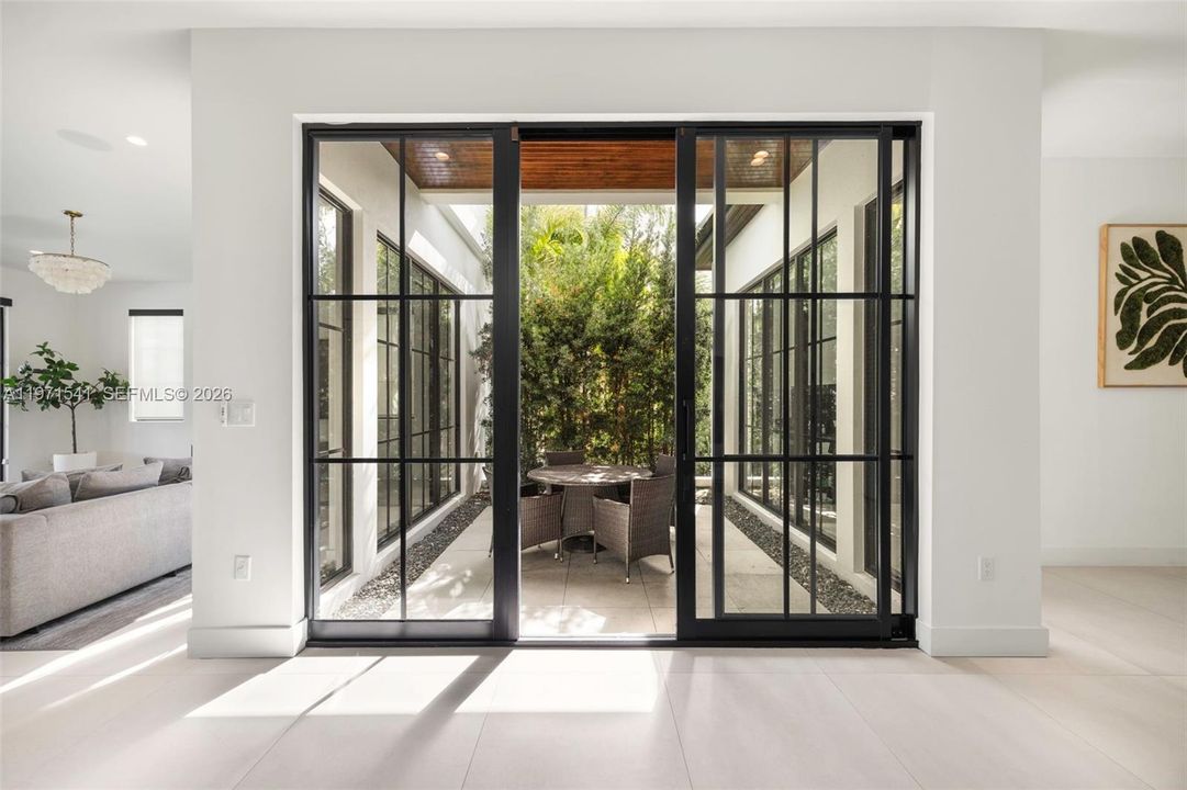 For Rent: $40,000 (6 beds, 5 baths, 5111 Square Feet)