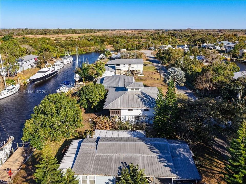 Recently Sold: $325,000 (2 beds, 2 baths, 1140 Square Feet)