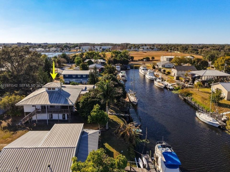 Recently Sold: $325,000 (2 beds, 2 baths, 1140 Square Feet)