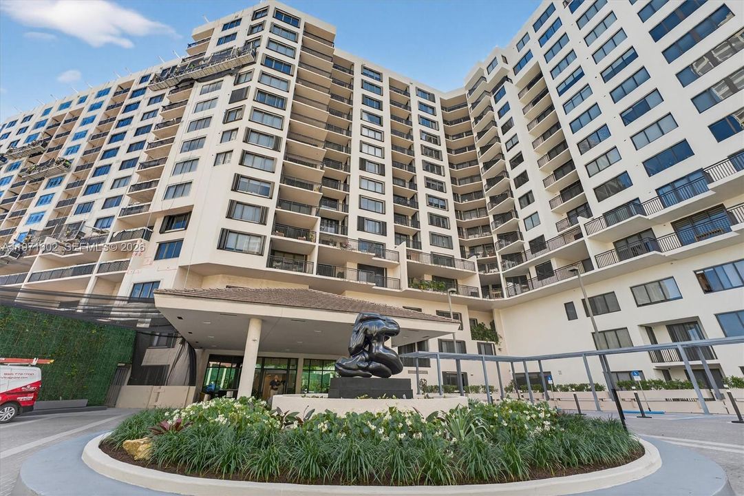 En Venta: $319,900 (1 camas, 1 baños, 640 Pies cuadrados)