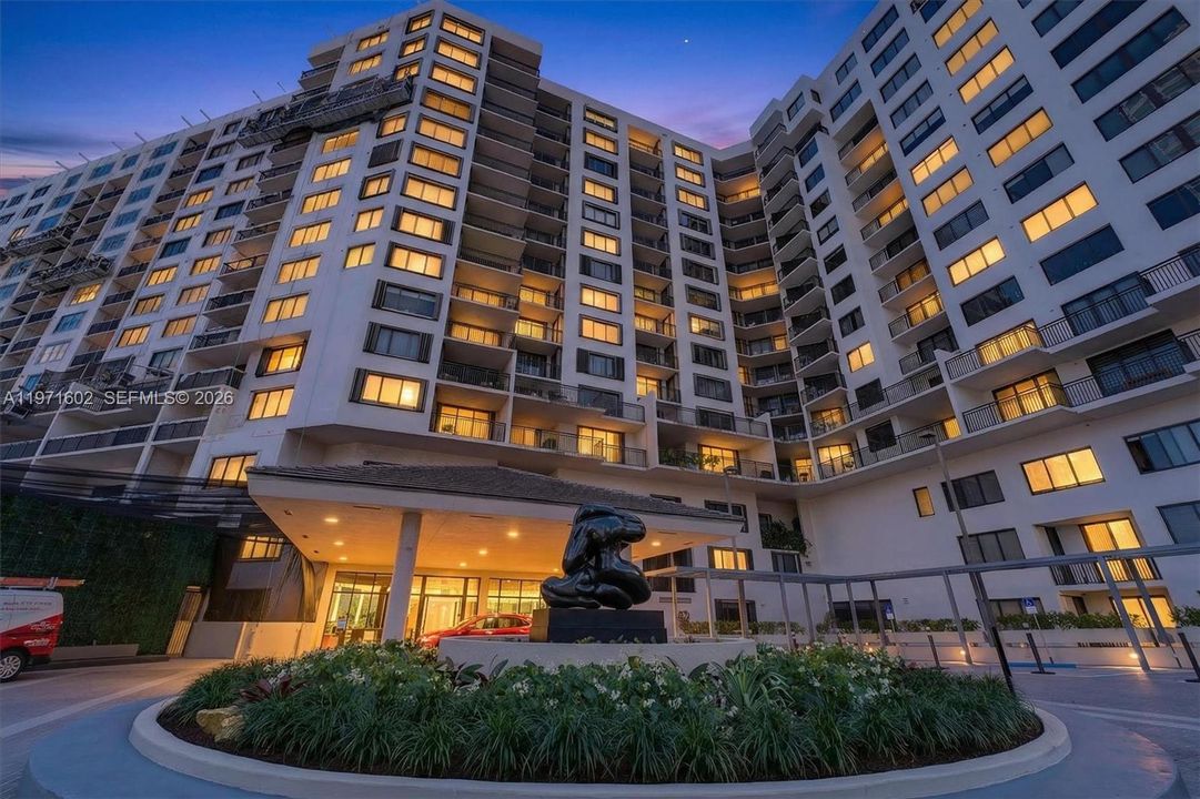 En Venta: $319,900 (1 camas, 1 baños, 640 Pies cuadrados)