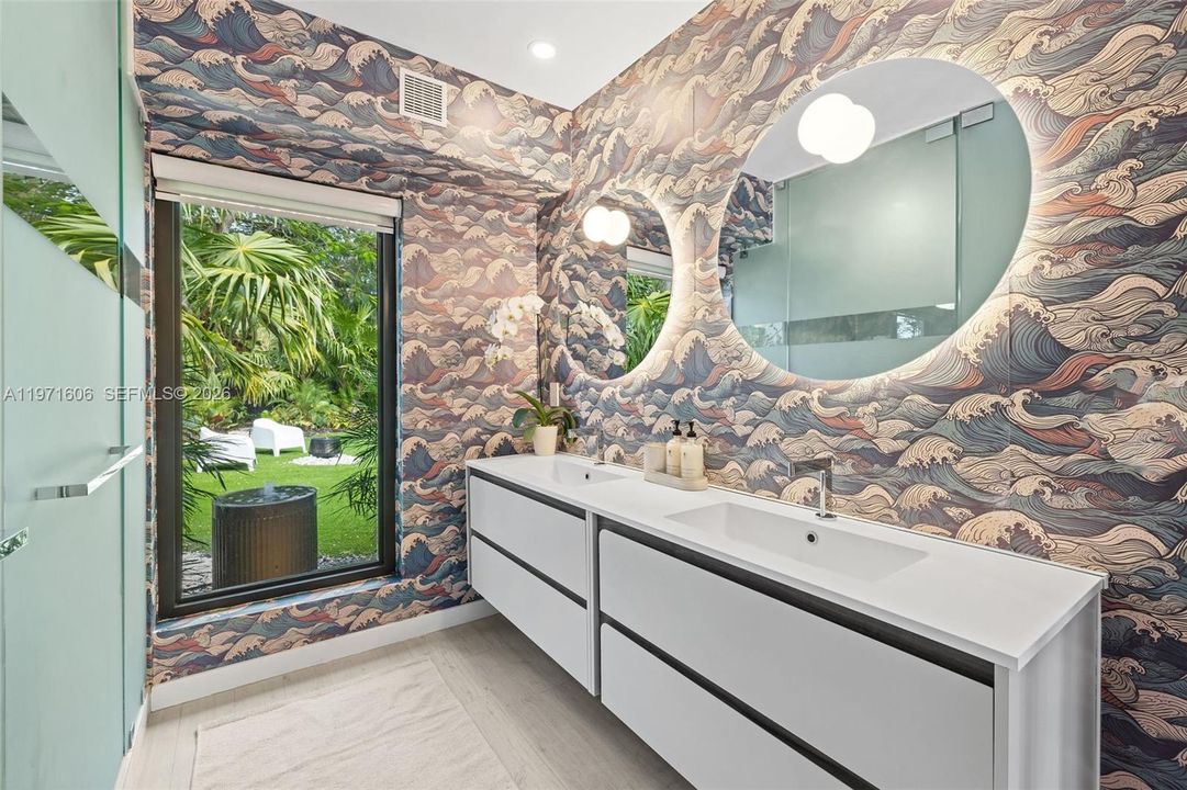 For Sale: $6,000,000 (5 beds, 5 baths, 0 Square Feet)