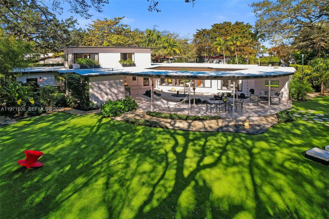 For Sale: $6,000,000 (5 beds, 5 baths, 0 Square Feet)