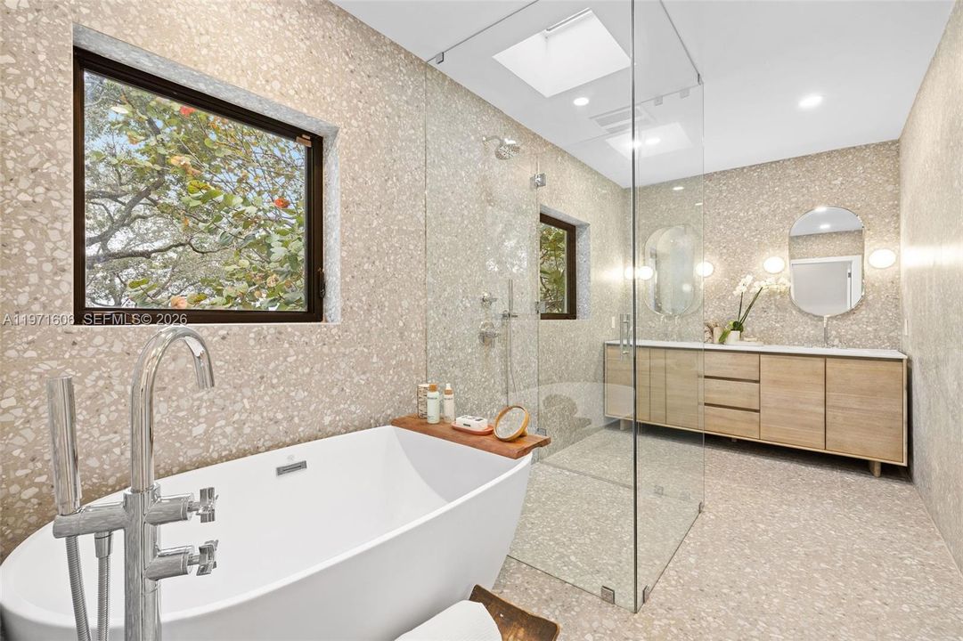 For Sale: $6,000,000 (5 beds, 5 baths, 0 Square Feet)