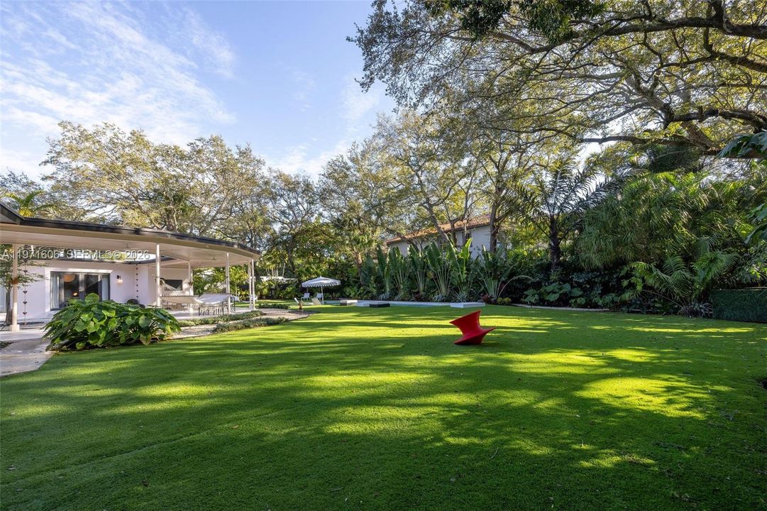 For Sale: $6,000,000 (5 beds, 5 baths, 0 Square Feet)