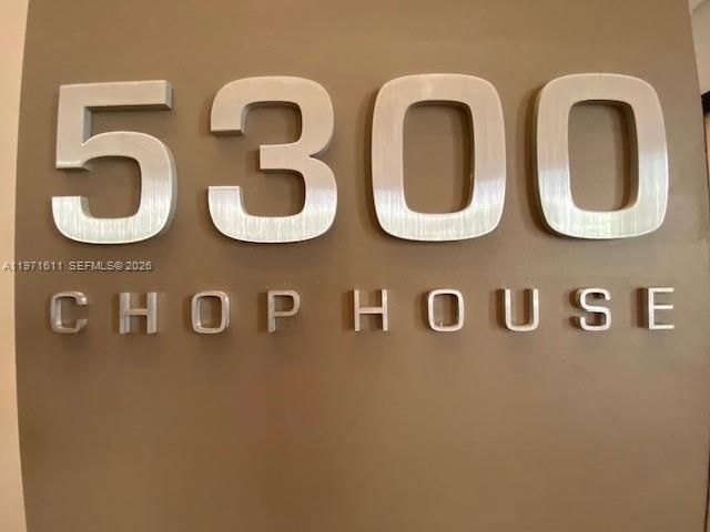 待售: $265,000 (1 贝兹, 2 浴室, 1070 平方英尺)