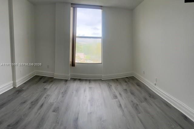 На продажу: $215,000 (1 спален, 1 ванн, 807 Квадратных фут)