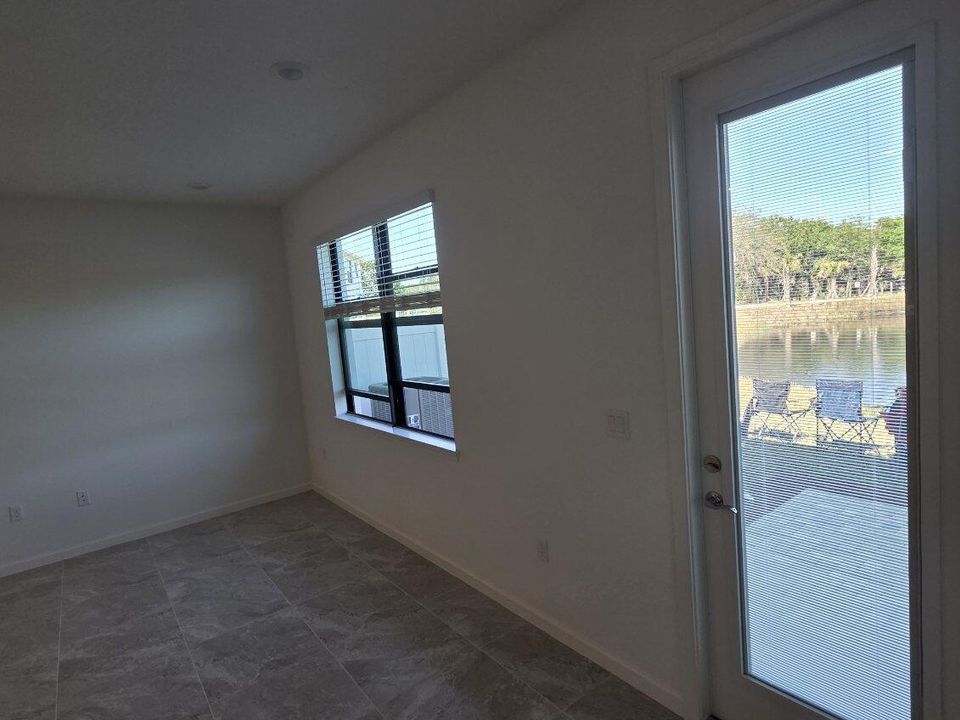 Living room 2