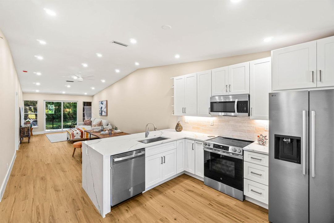 006-18563EgretWay-BocaRaton-FL-33496-FUL