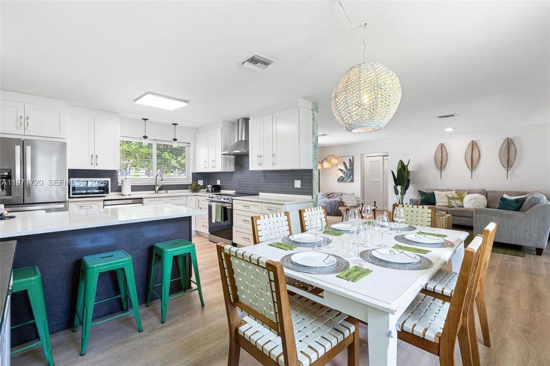 For Sale: $1,090,000 (3 beds, 3 baths, 1785 Square Feet)