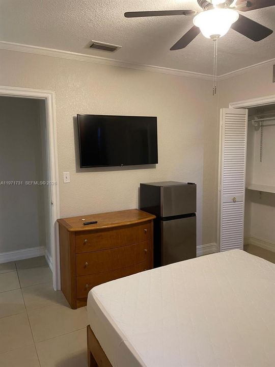 Recently Rented: $800 (3 beds, 2 baths, 1730 Square Feet)