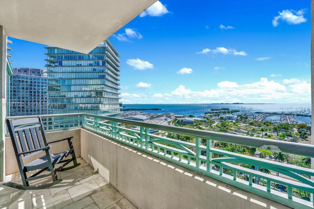 Недавно продано: $2,550,000 (2 спален, 2 ванн, 1530 Квадратных фут)