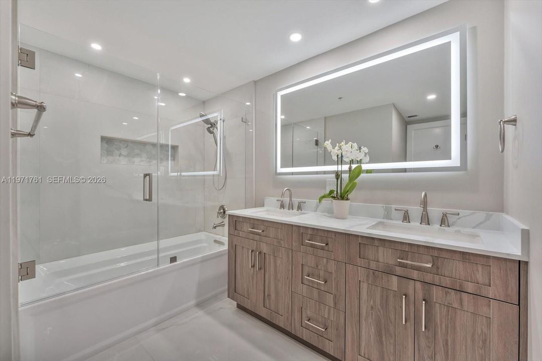 For Sale: $3,495,000 (2 beds, 2 baths, 2110 Square Feet)