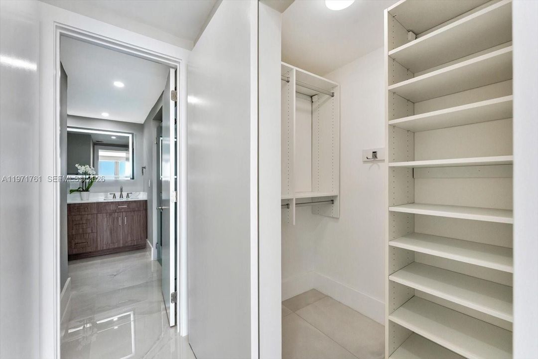 For Sale: $3,495,000 (2 beds, 2 baths, 2110 Square Feet)