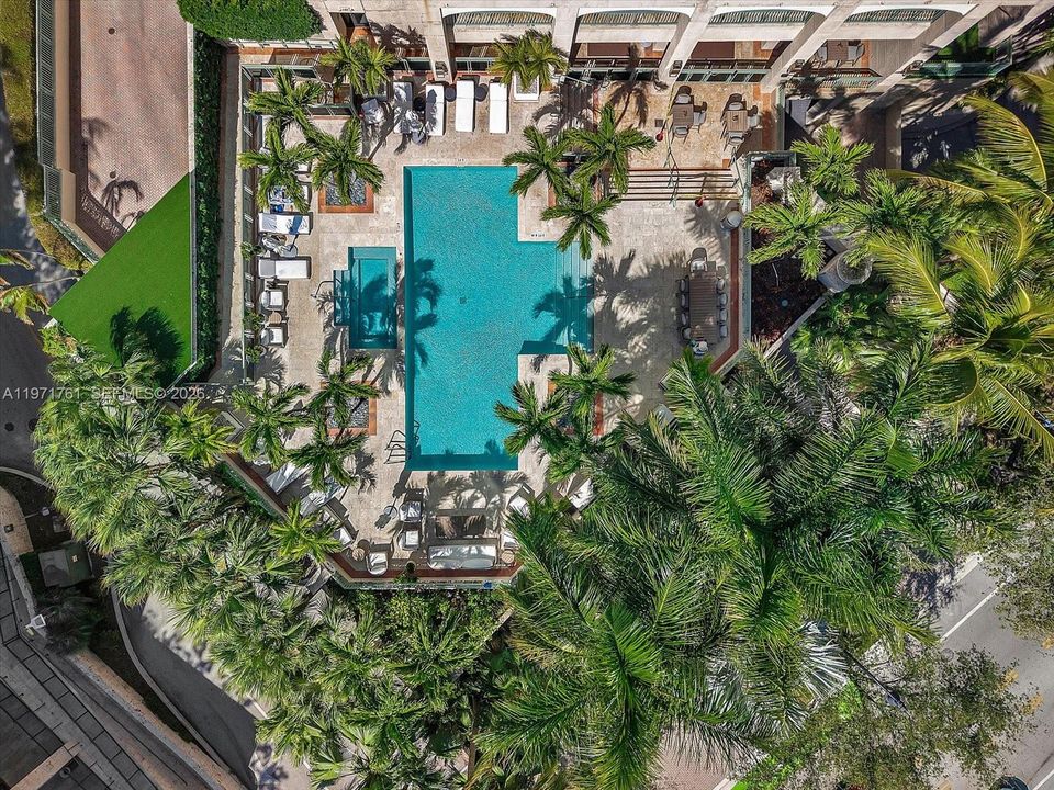 For Sale: $3,495,000 (2 beds, 2 baths, 2110 Square Feet)