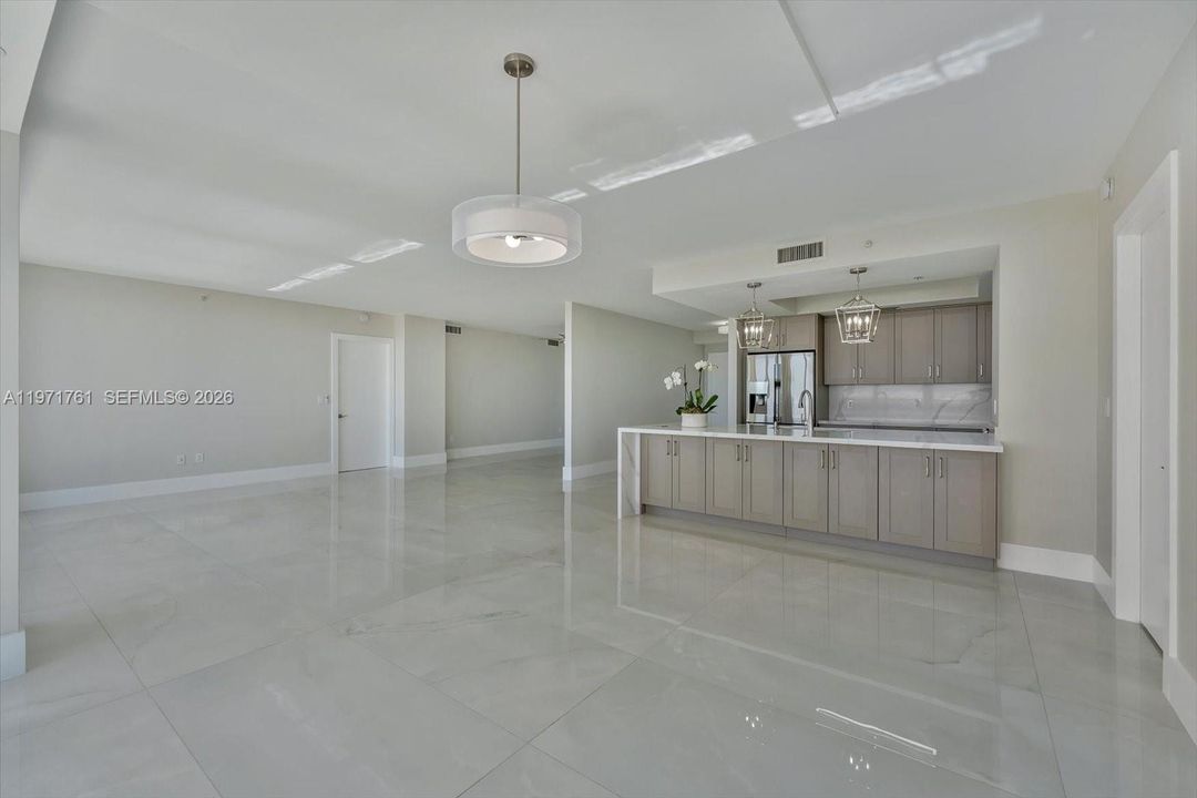 For Sale: $3,495,000 (2 beds, 2 baths, 2110 Square Feet)