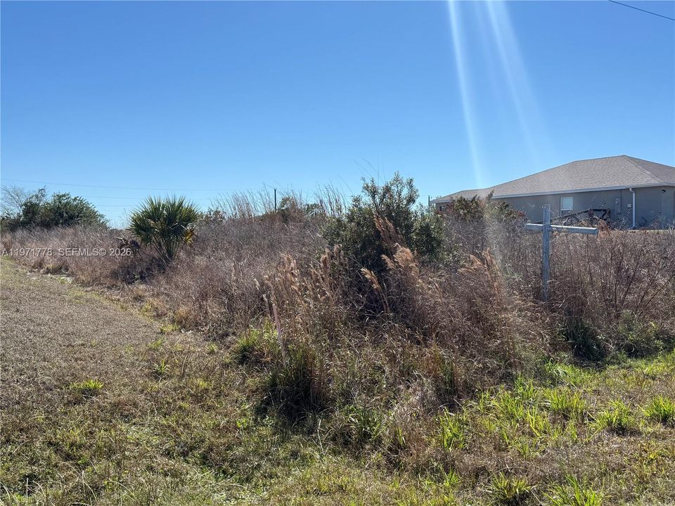 待售: $29,000 (0.23 acres)