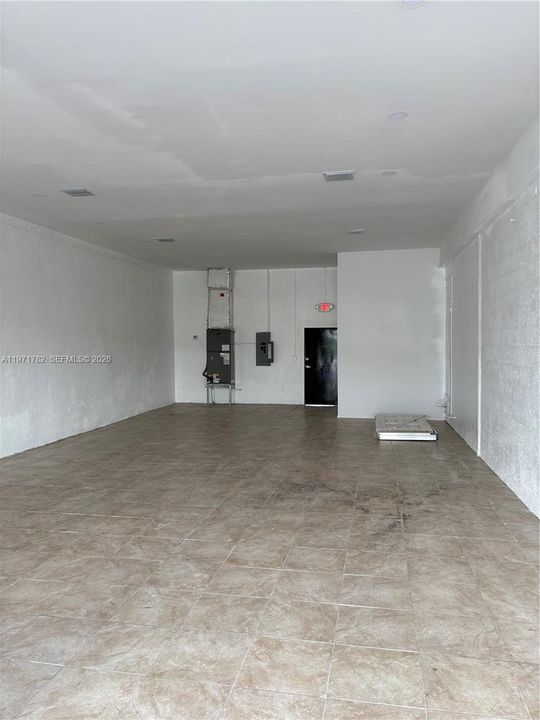 В аренду: $5,000 (0 спален, 0 ванн, 0 Квадратных фут)