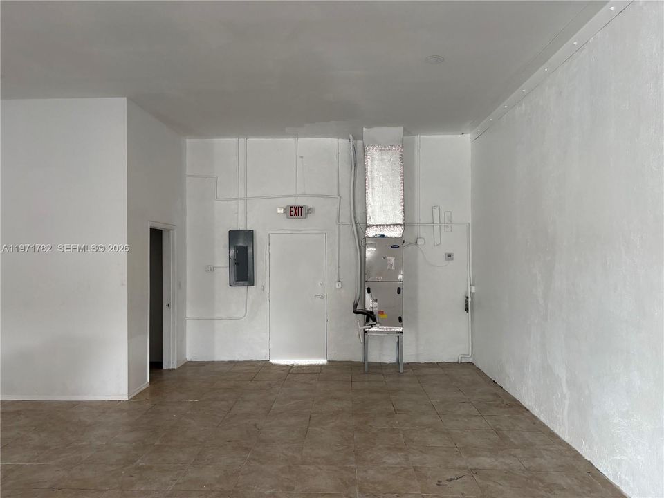 В аренду: $5,000 (0 спален, 0 ванн, 0 Квадратных фут)