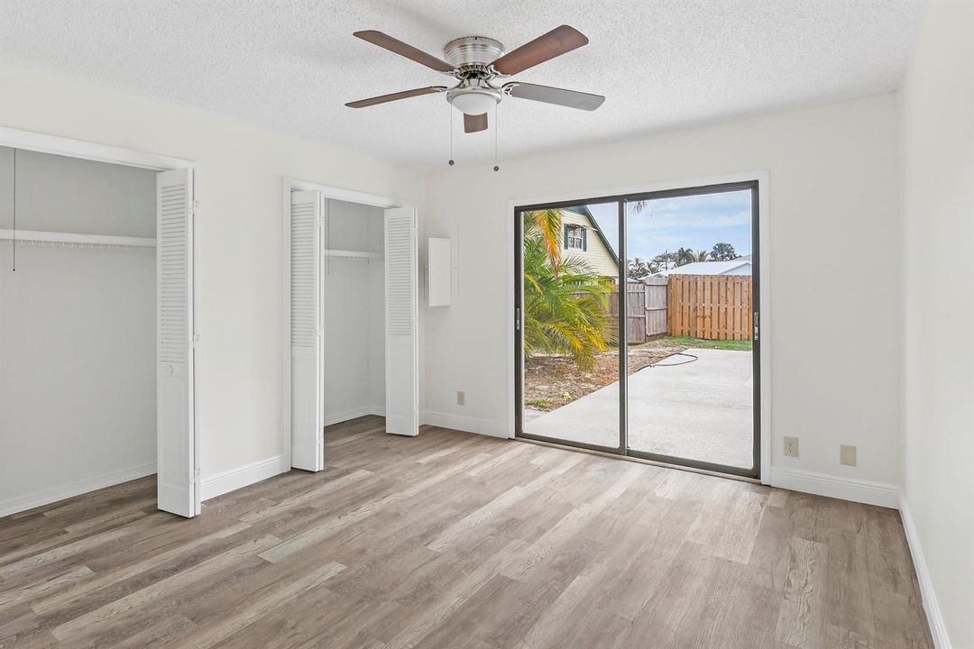 5666 SE Matousek St Stuart FL-print-017-