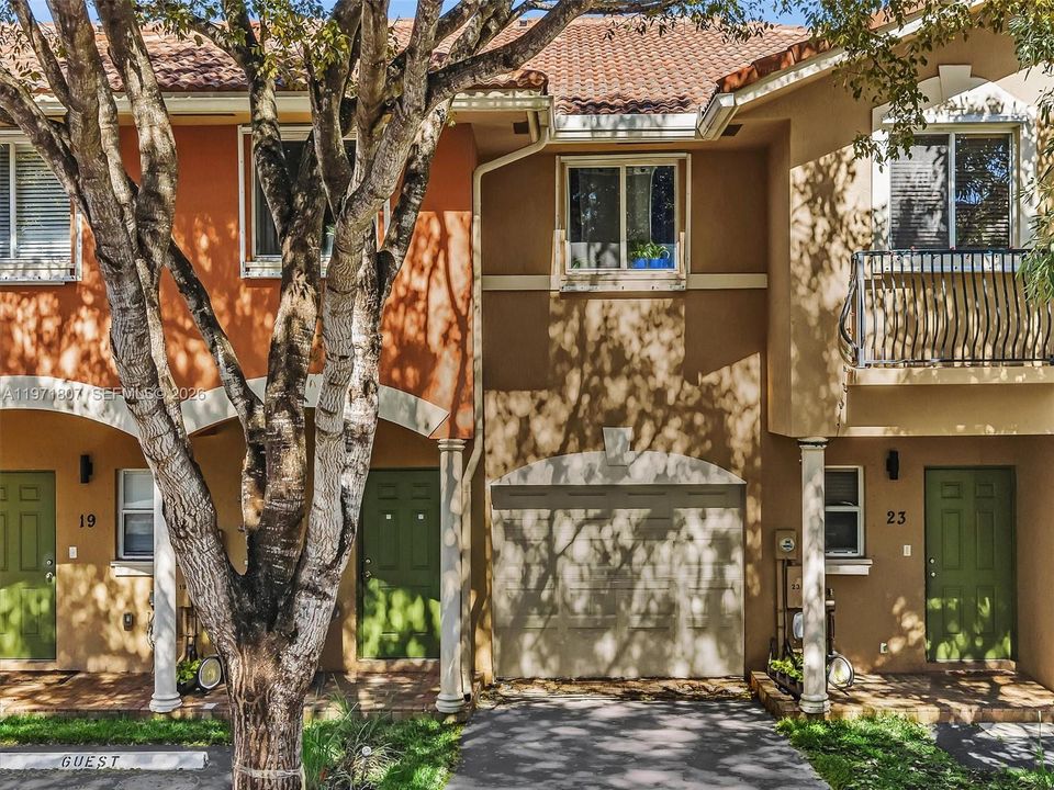 На продажу: $485,000 (3 спален, 2 ванн, 1636 Квадратных фут)