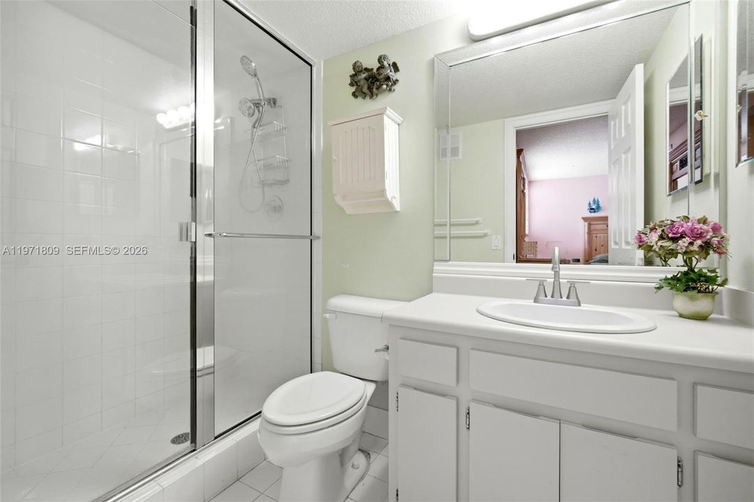 For Sale: $495,000 (3 beds, 3 baths, 1686 Square Feet)