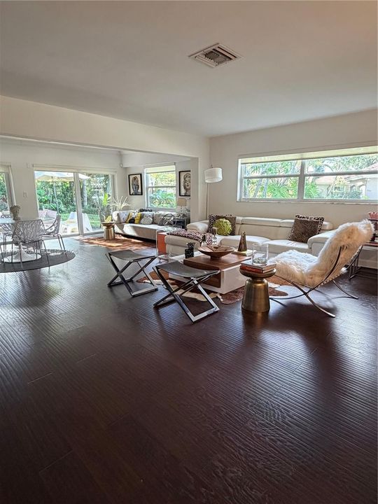 For Rent: $3,800 (2 beds, 2 baths, 1504 Square Feet)