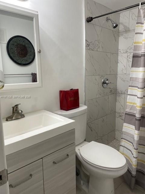 Active With Contract: $109,998 (2 beds, 2 baths, 927 Square Feet)