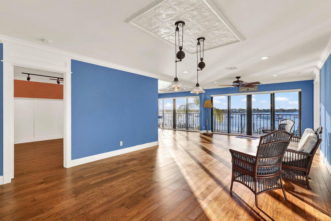 306_Edgewater-14