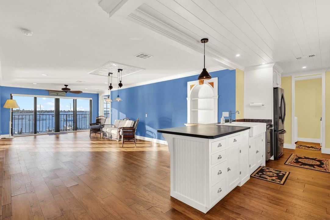 306_Edgewater-8