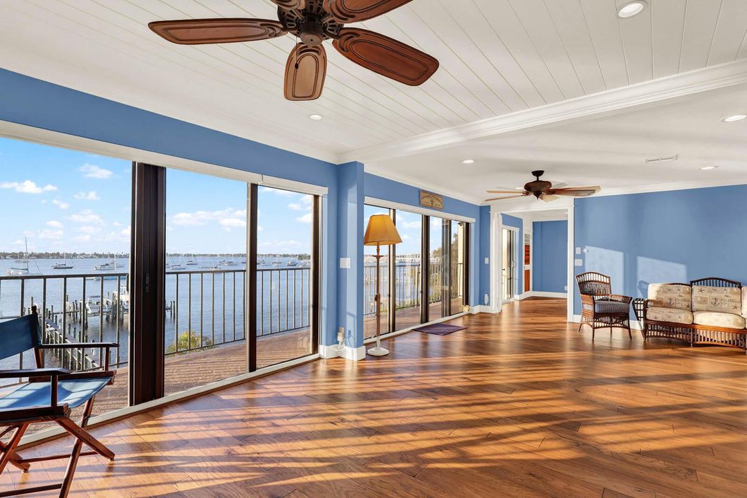 306_Edgewater-19