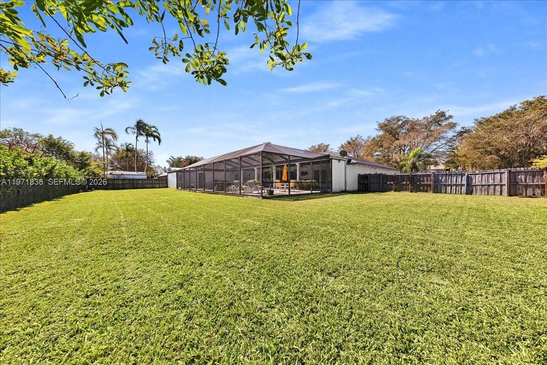 For Sale: $1,250,000 (4 beds, 2 baths, 2622 Square Feet)