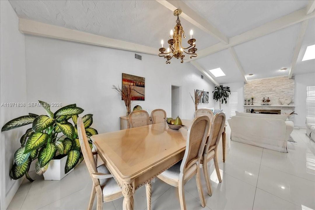 For Sale: $1,250,000 (4 beds, 2 baths, 2622 Square Feet)
